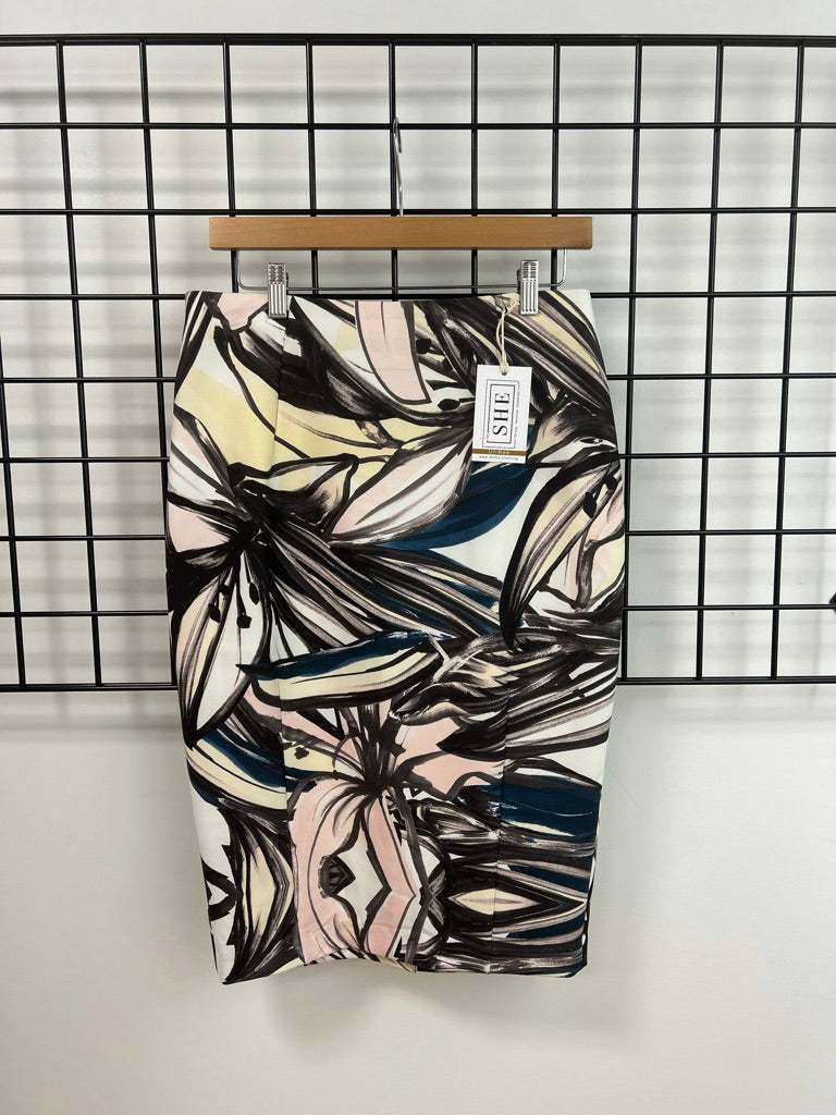 Size 10 Abstract Pencil Skirt