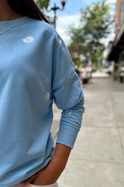 Daisy Embroidered Pullover