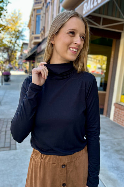 Turtle Neck Top - Black