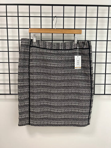 Size 16 Black Weave Pencil Skirt