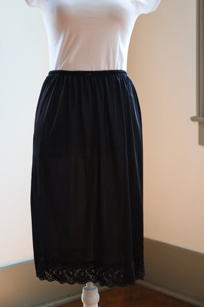 Skirt Slip - 18"